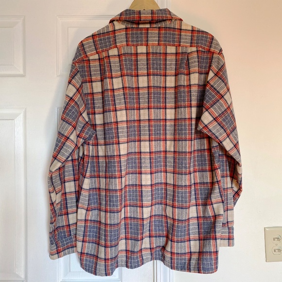Vintage Pendleton Men's Button Down Long Sleeve Wool Shirt, Extra-Large - Picture 2 of 6